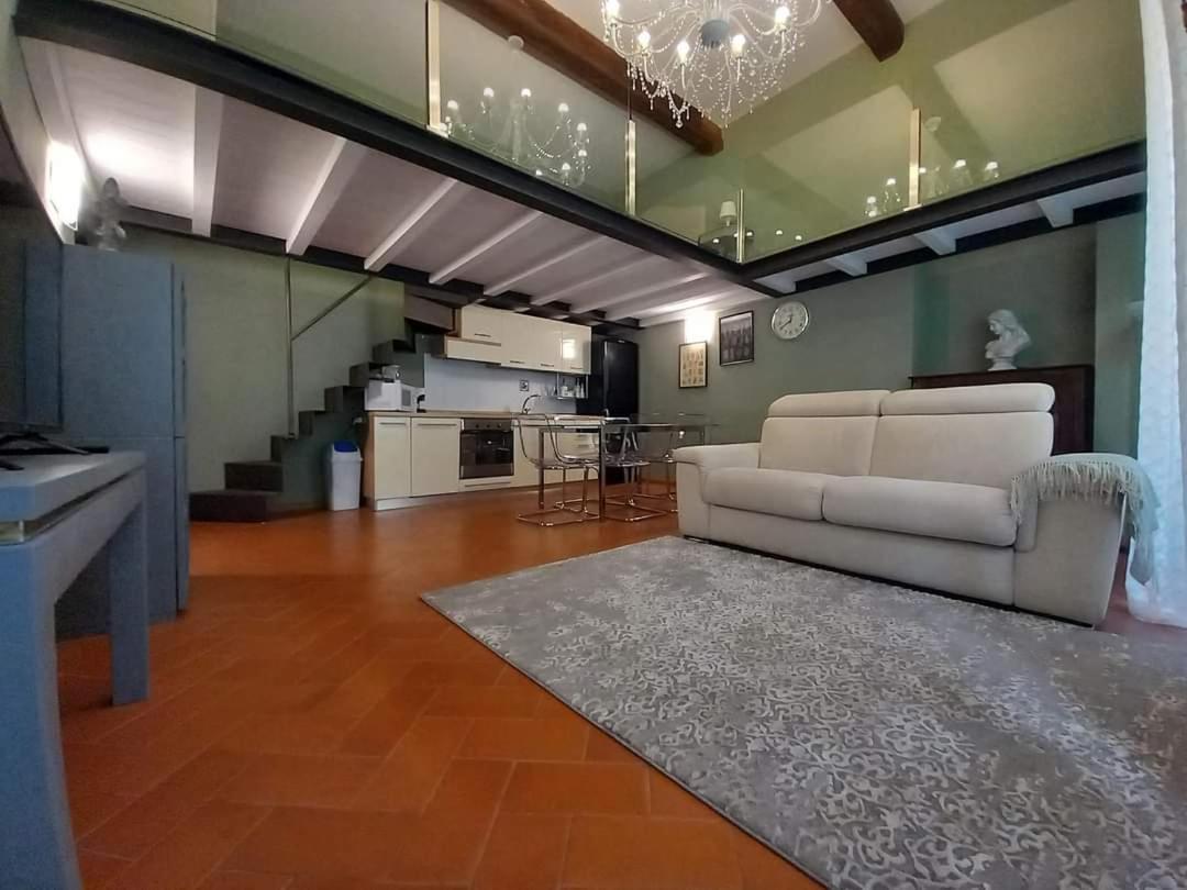Green Pepper Apartment In Floransa Dış mekan fotoğraf